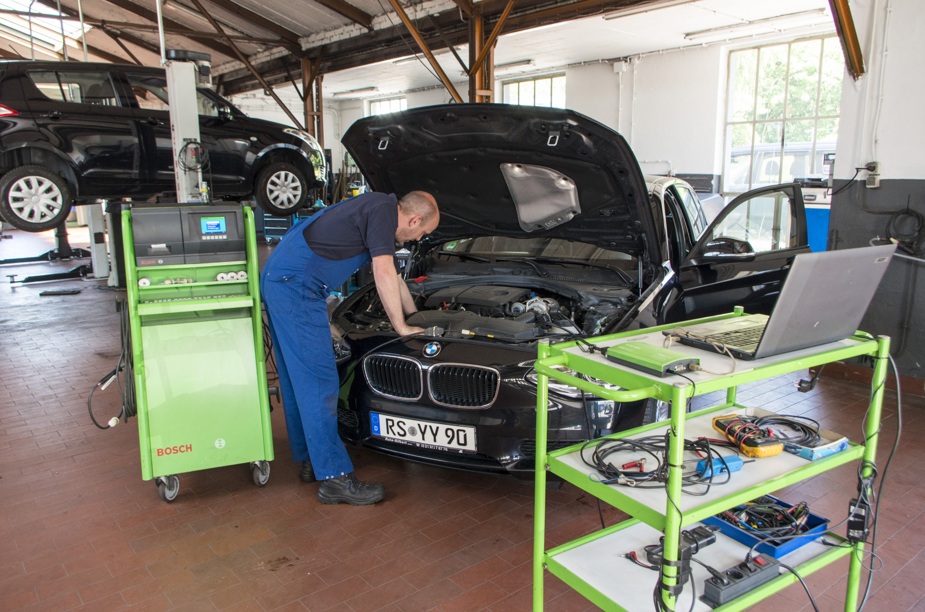 SPORTFAHRWERK REPARATUR